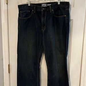Levi’s dark wash like new jeans